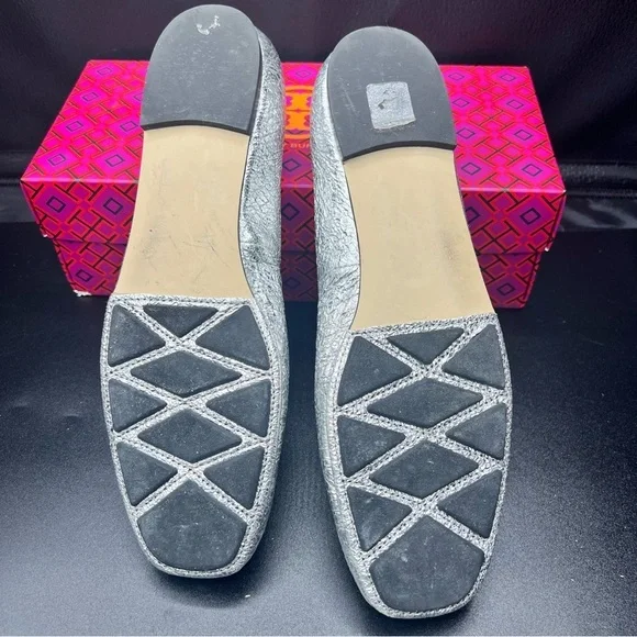 Tory Burch Laila driver  Silver Ballet Flats - Picture 8 of 15